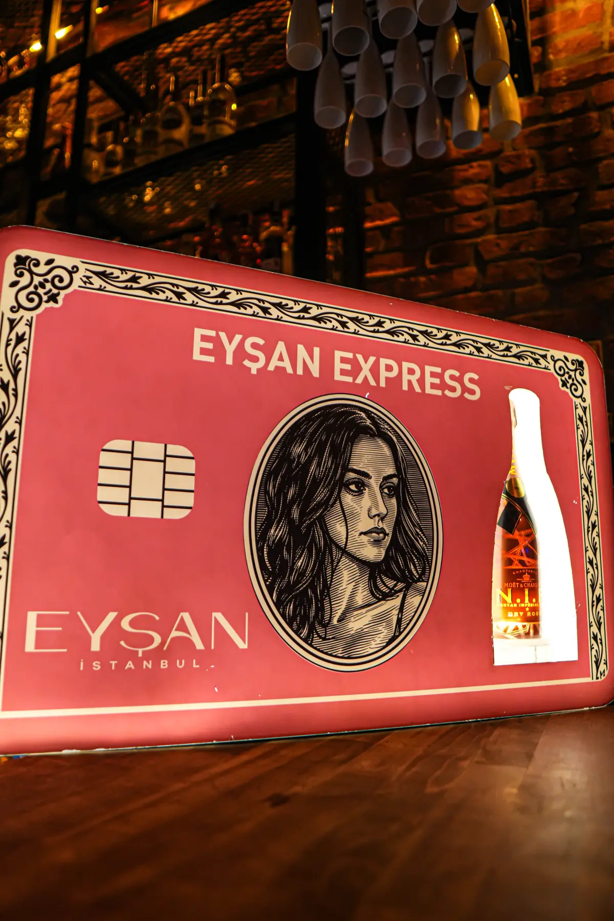 Eysan İstanbul meyhane resepsiyonu